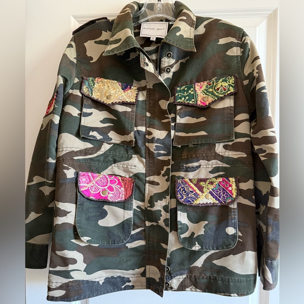 Beautiful Stories Camo Tapestry Embellished Utility Jacket-Women’s Size Small